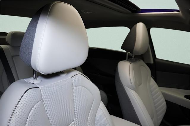2025 Hyundai Elantra - $28,150
