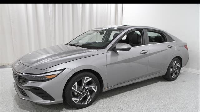 2025 Hyundai ELANTRA Hybrid Limited