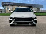 2025 ELANTRA Hybrid Thumbnail 12