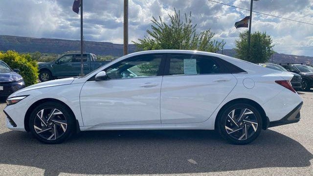 2025 Hyundai ELANTRA Hybrid Limited