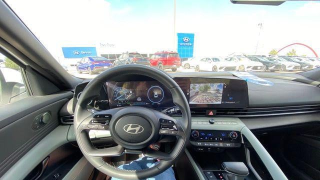 2025 Hyundai ELANTRA Hybrid Limited