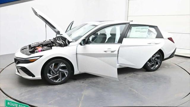 2025 Hyundai ELANTRA Hybrid Limited