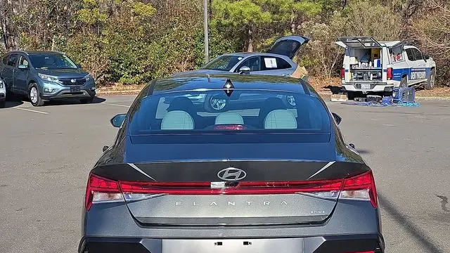 2026 Hyundai ELANTRA Hybrid Limited