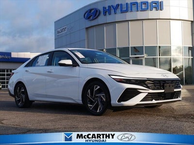 2025 Hyundai Elantra Hybrid Limited 4DR Sedan