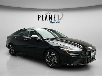 2025 Hyundai Elantra Hybrid Limited 4DR Sedan