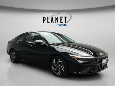 2025 Hyundai Elantra Hybrid Limited 4DR Sedan