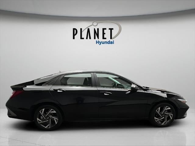 2025 Hyundai Elantra - $27,250