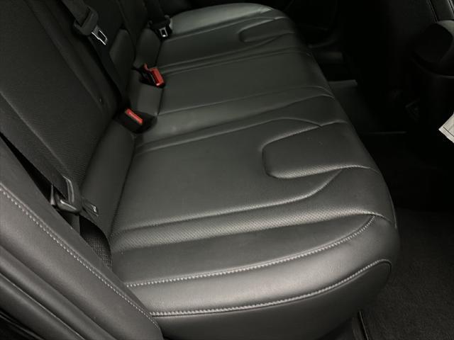 2025 Hyundai Elantra - $27,250