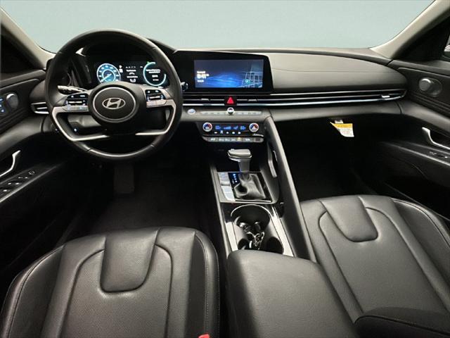2025 Hyundai Elantra - $27,250