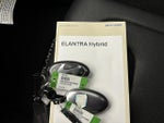 2025 ELANTRA Hybrid Thumbnail 32
