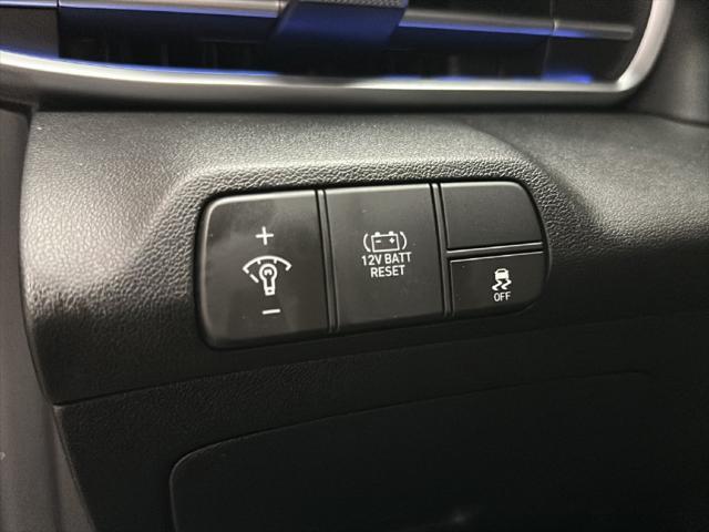 2025 Hyundai Elantra - $27,250