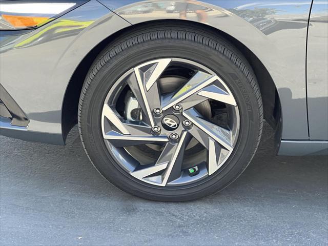 2026 Hyundai Elantra - $30,419