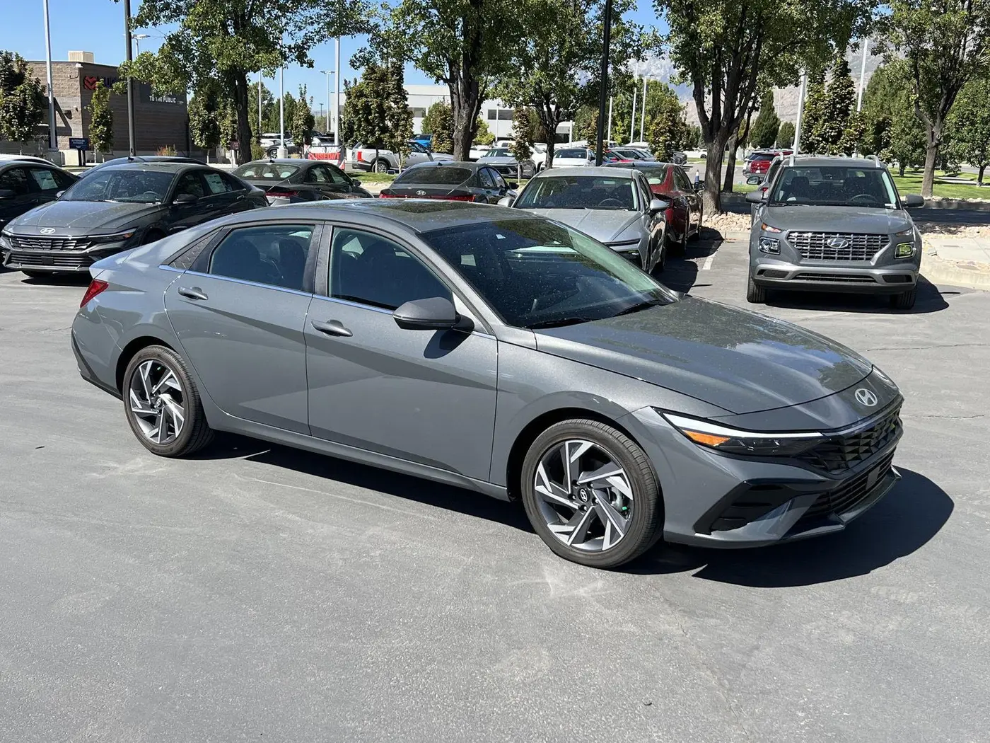 2026 Hyundai Elantra - $29,385