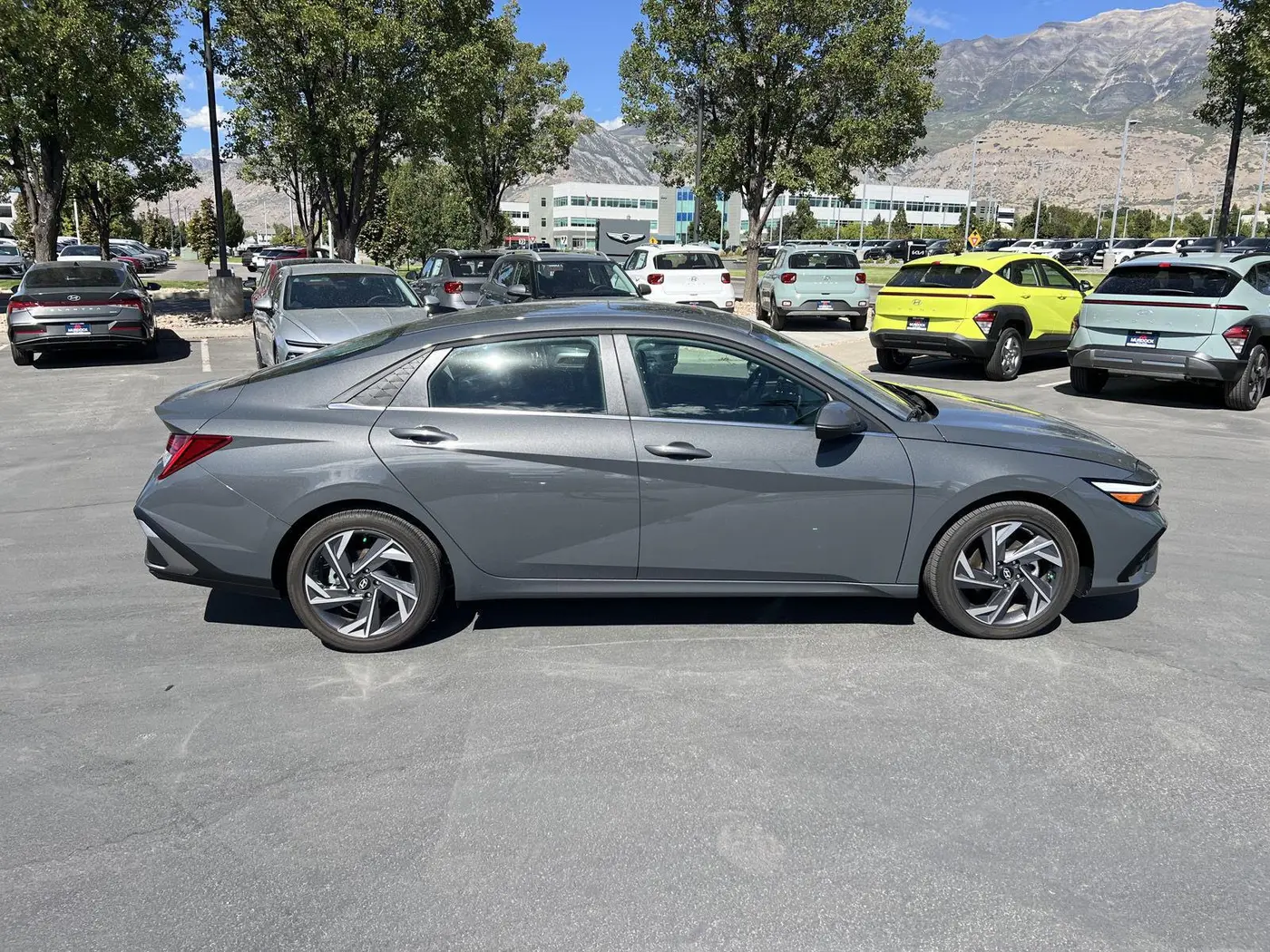 2026 Hyundai Elantra - $29,385