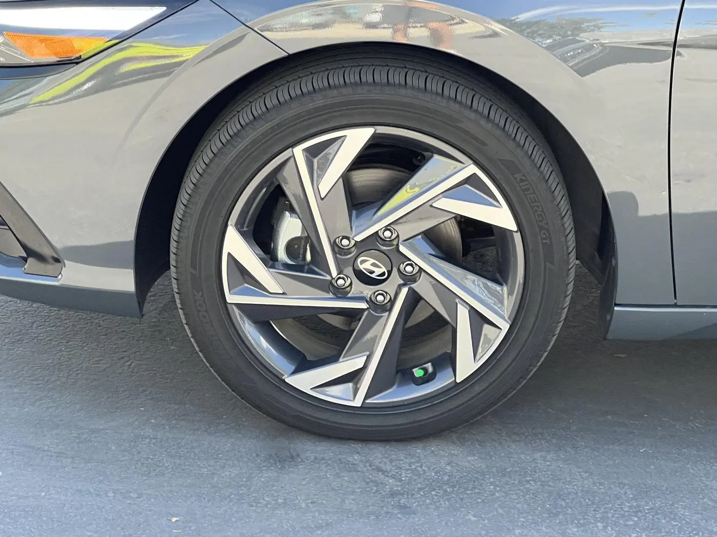 2026 Hyundai Elantra - $29,385