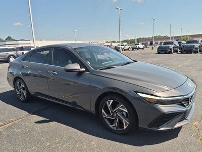 2024 Hyundai Elantra Hybrid Limited 4DR Sedan
