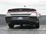 2024 ELANTRA Hybrid Thumbnail 31