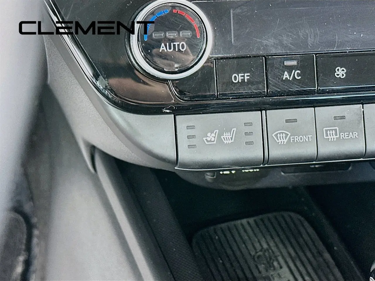 2024 Hyundai Elantra - $23,668