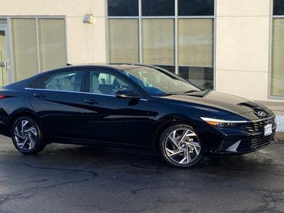 2025 Hyundai Elantra Hybrid Limited 4DR Sedan