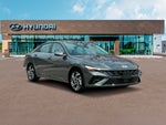 2025 ELANTRA Hybrid Thumbnail 11