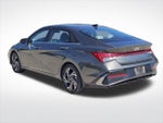 2025 ELANTRA Hybrid Thumbnail 9