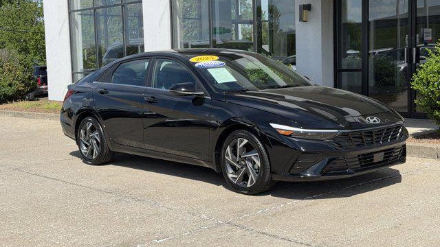 2025 Hyundai ELANTRA Hybrid Limited