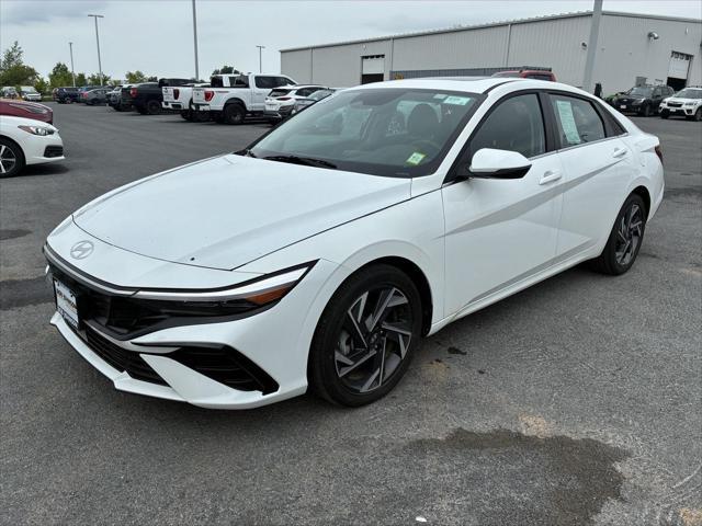 2025 Hyundai Elantra - $24,999