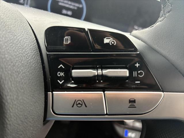 2025 Hyundai Elantra - $24,999