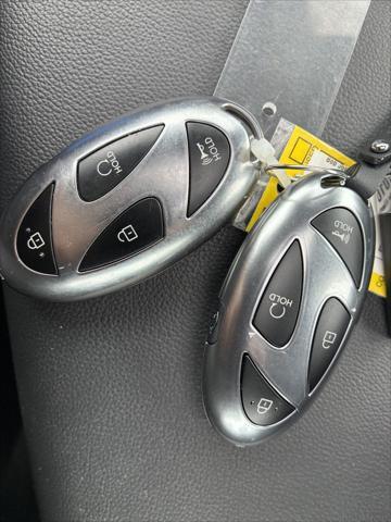 2025 Hyundai Elantra - $24,999