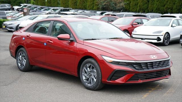 2025 Hyundai ELANTRA Hybrid Limited