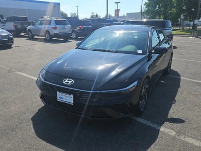 2024 Hyundai Elantra Hybrid Limited 4DR Sedan