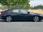 2024 ELANTRA Hybrid Thumbnail 9