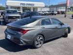 2024 ELANTRA Hybrid Thumbnail 3