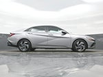 2025 ELANTRA Hybrid Thumbnail 31