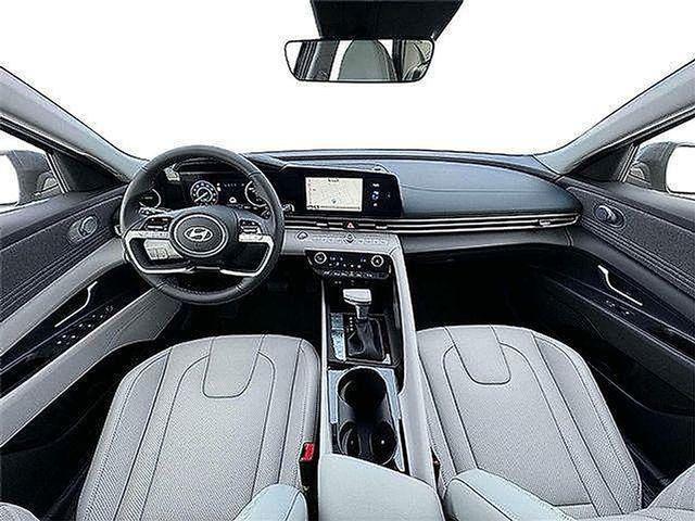 2025 Hyundai Elantra - $31,980