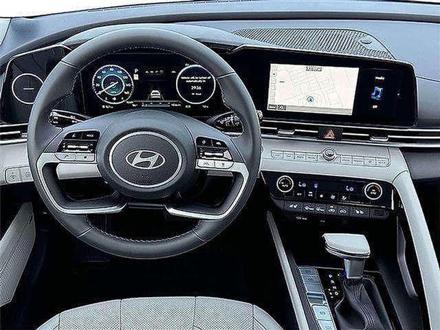 2025 Hyundai Elantra - $31,980