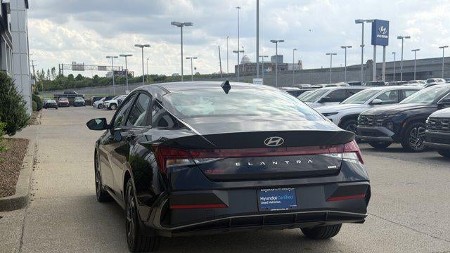 2025 Hyundai ELANTRA Hybrid Limited