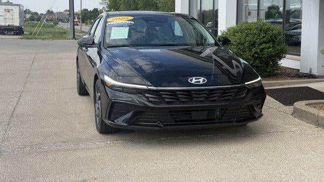 2025 Hyundai ELANTRA Hybrid Limited