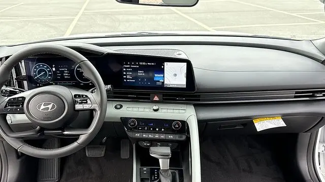 2025 Hyundai ELANTRA Hybrid Limited