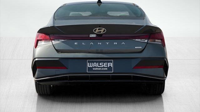 2026 Hyundai ELANTRA Hybrid Limited