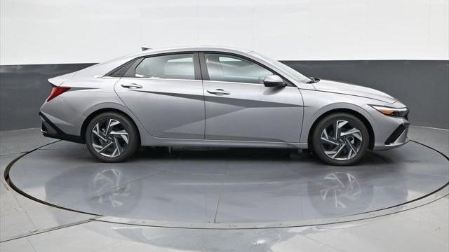 2026 Hyundai ELANTRA Hybrid Limited