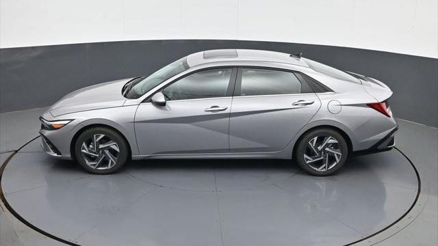 2026 Hyundai ELANTRA Hybrid Limited