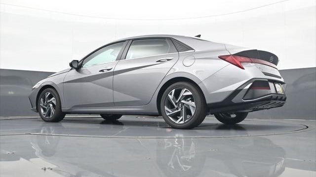 2026 Hyundai ELANTRA Hybrid Limited