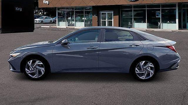 2026 Hyundai ELANTRA Hybrid Limited