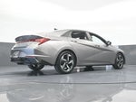 2022 Elantra Thumbnail 60