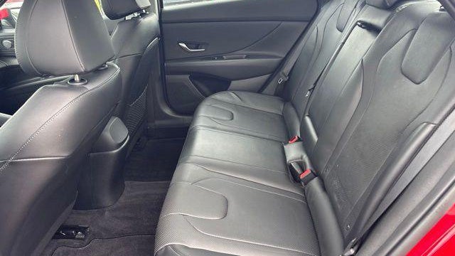 2022 Hyundai ELANTRA Limited