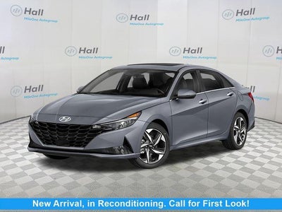 2022 Hyundai Elantra Limited 4DR Sedan