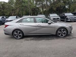 2023 ELANTRA Thumbnail 4