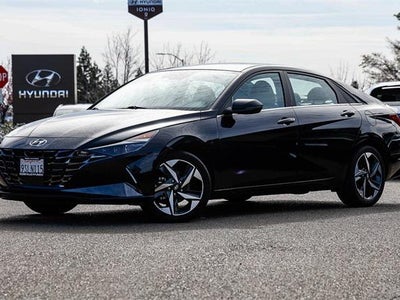 2023 Hyundai Elantra Limited 4DR Sedan