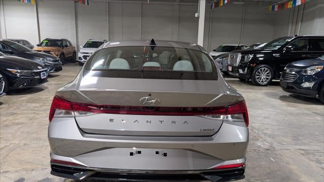2021 Hyundai ELANTRA Limited